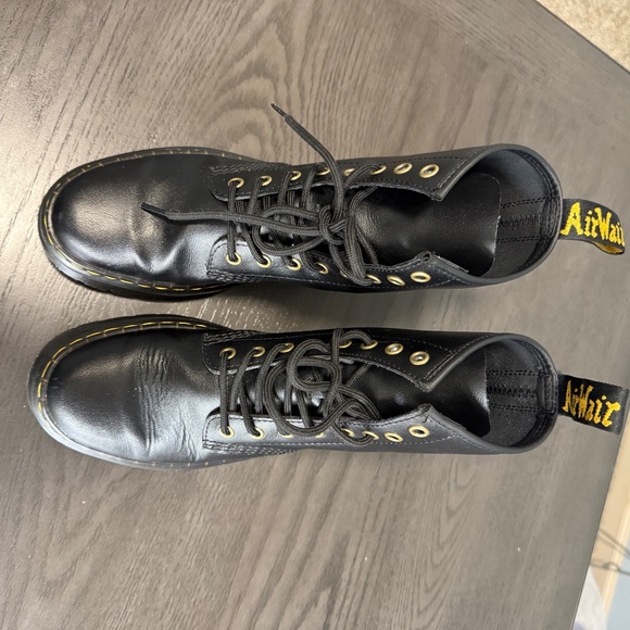 Dr. Martens Women’s Zavala Black Boots Size 7 - Picture 3 of 9